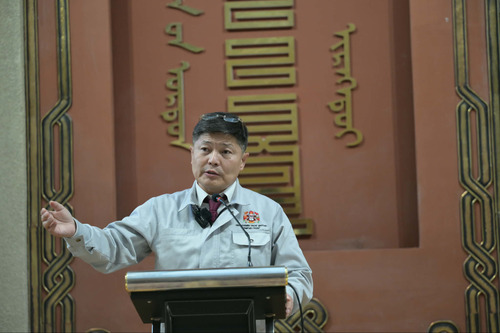 Монголын хүүхдийн ордны Спортын төрөлжсөн цогцолборыг барьснаар 16 төрлийн дугуйланд 40 мянган хүүхэд суралцана